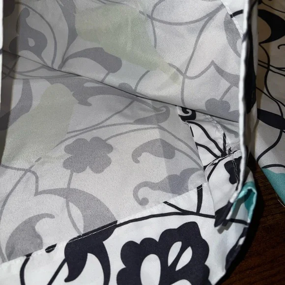 3/$15 Set of 2 Pillowcases Black & White With Bird Patterned Design King - Picture 8 of 9